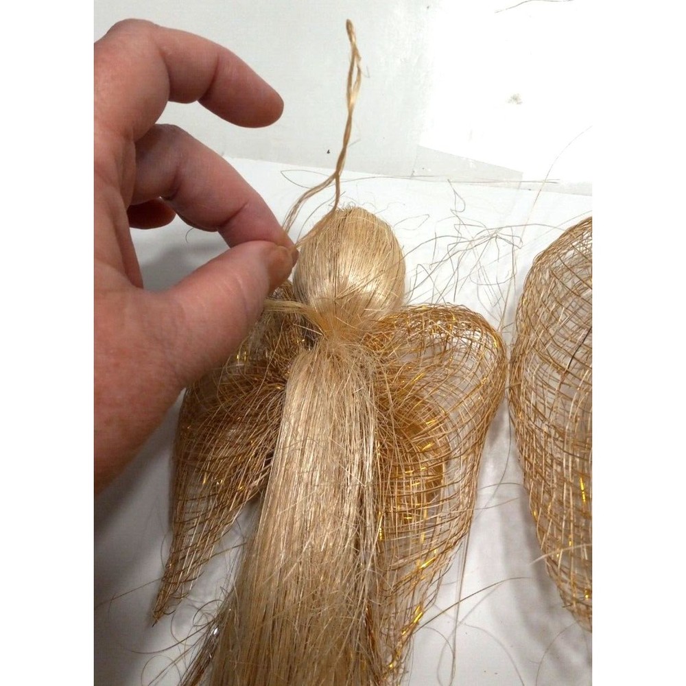 Set of 3 Straw Angel Wall Hangers Metallic Praying Hands 24, 20, 12 Inches Vtg. - Picture 8 of 8